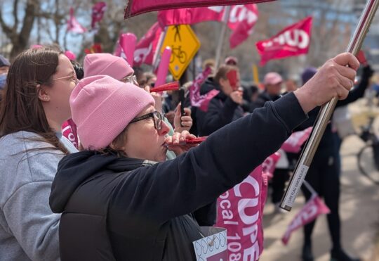 Province asks union to let members vote on offer as strike approaches