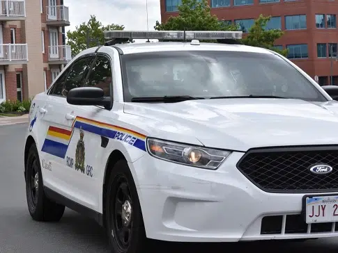 Five arrested after police pursue two SUVs in Riverview