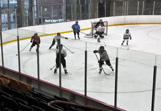 SAERC returns to girls hockey after 15 years