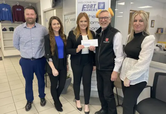 Beyak makes donation for Christmas turkeys