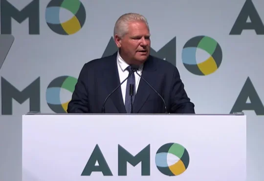 Premier seeks municipal support on housing/trade