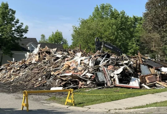 Fire destroys abandoned St. Stephen building