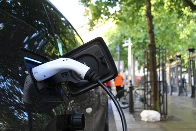 Ottawa announces tariffs on Chinese EVs, steel, aluminum