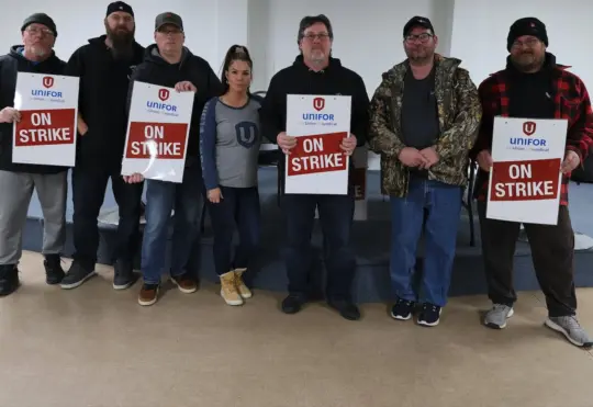 Autoport workers on strike