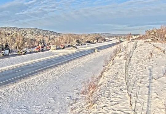 Crash closes Route 1 eastbound near Bartletts Mills