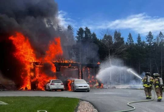 3-car garage destroyed by fire in Hammonds Plains
