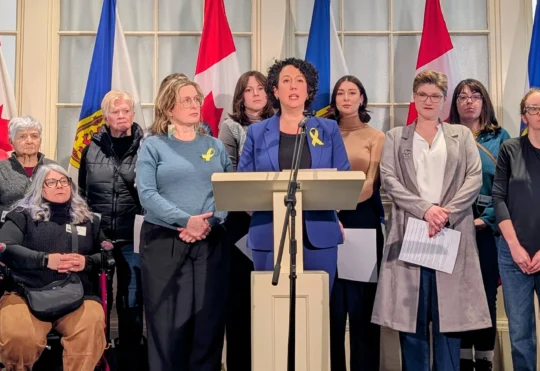‘Women deserve care’: NDP pushes province to act on healthcare delays