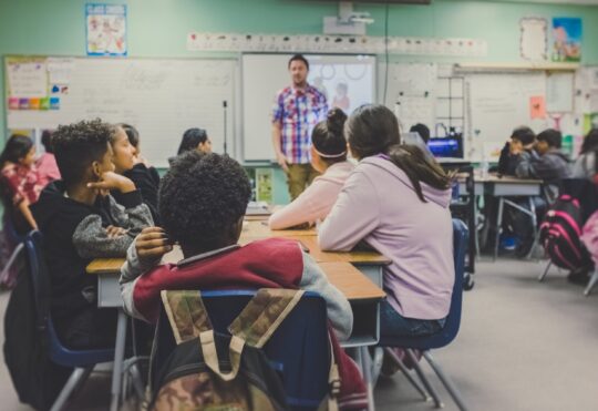 Province, teachers sign new collective agreement